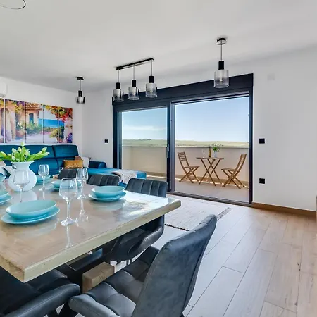Terra Maiorum-apartments With Heated Pool And Water Massage Apartmán *